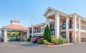 Econo Lodge Inn & Suites Murfreesboro Shopping District